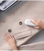 Lint Remover in use
